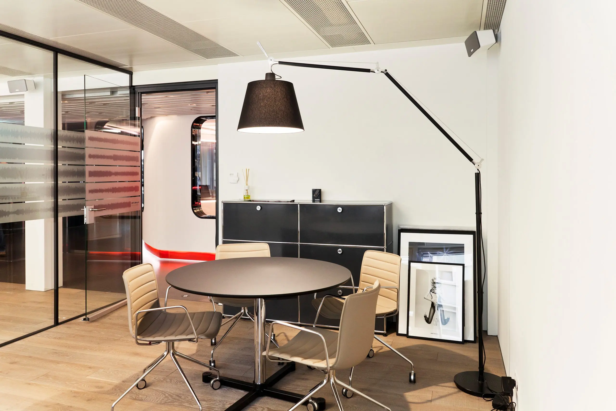 USM Haller im Büro – Beispiel 3