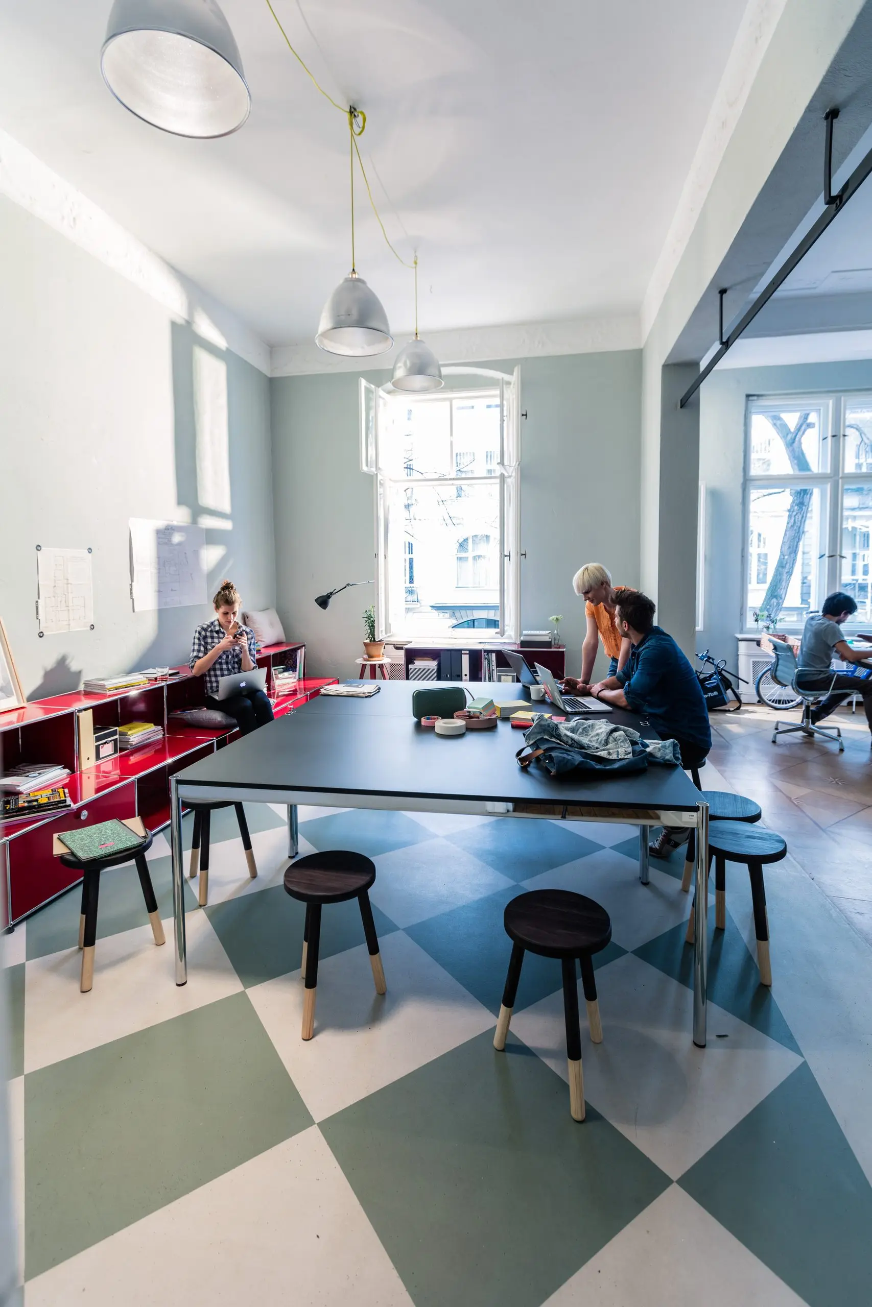 USM Haller im Büro – Beispiel 7