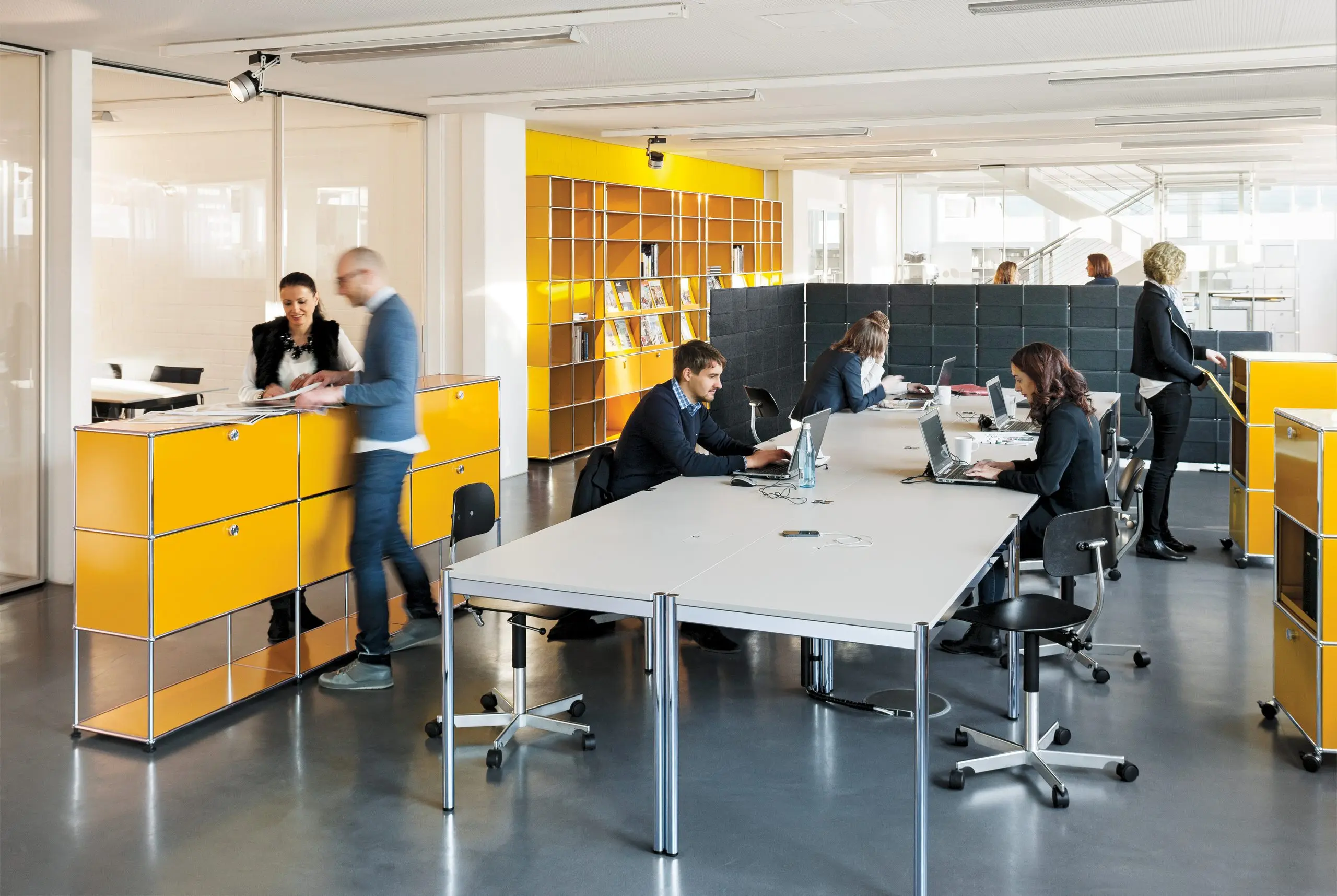 USM Haller im Büro – Beispiel 21
