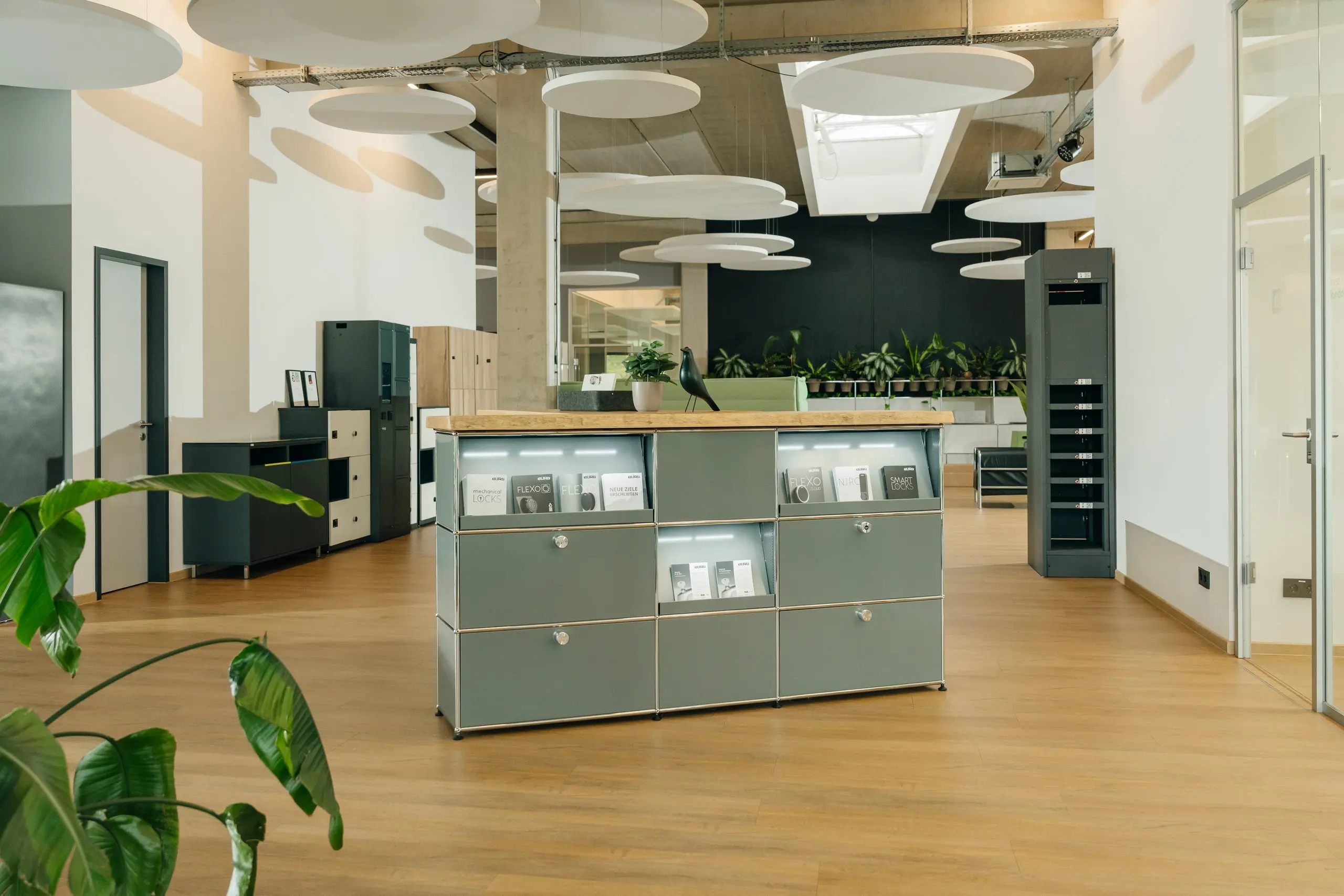 USM Haller im öffentlichen Raum – Beispiel 32